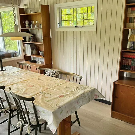 Three-bedroom In 38 Hals